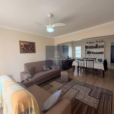 Casa, 3 quartos, 162 m² - Foto 1