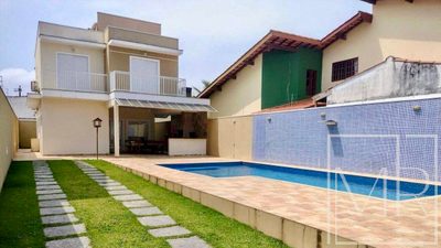 Casa, 4 quartos, 180 m² - Foto 2