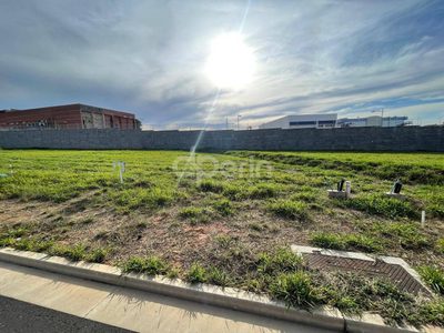 Terreno, 300 m² - Foto 1