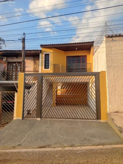 Casa, 3 quartos, 131 m² - Foto 1