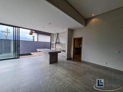 Casa, 3 quartos, 229 m² - Foto 1
