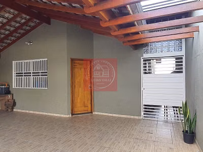 Casa, 3 quartos, 168 m² - Foto 2