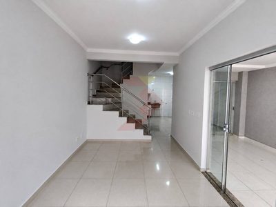 Sobrado, 3 quartos, 150 m² - Foto 1