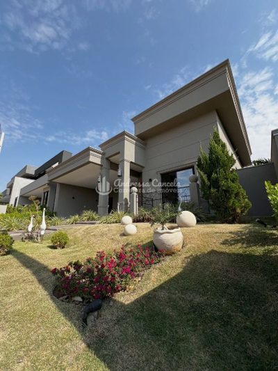 Casa, 3 quartos, 226 m² - Foto 3