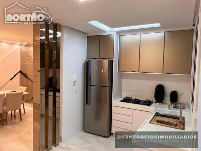 Casa, 6 quartos, 189 m² - Foto 3