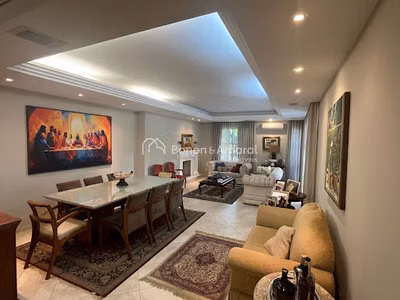 Apartamento, 3 quartos, 262 m² - Foto 1
