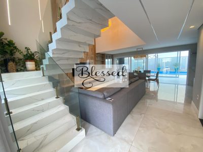 Sobrado, 3 quartos, 247 m² - Foto 1
