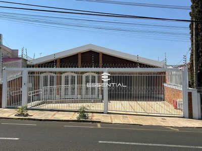 Casa, 4 quartos, 262 m² - Foto 1