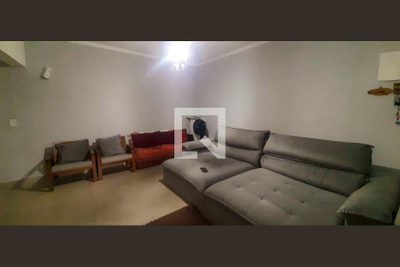 Casa, 4 quartos, 231 m² - Foto 2