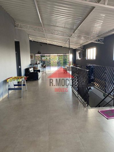 Loja-Salão, 250 m² - Foto 1