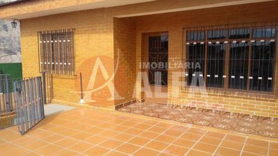 Casa, 3 quartos, 250 m² - Foto 2