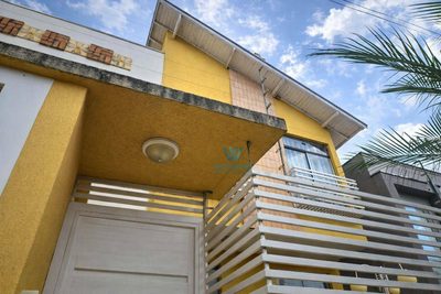 Casa, 3 quartos, 198 m² - Foto 1