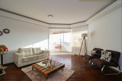 Apartamento, 3 quartos, 150 m² - Foto 1