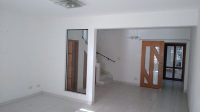 Casa, 3 quartos, 230 m² - Foto 2