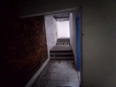 Prédio Inteiro, 576 m² - Foto 1