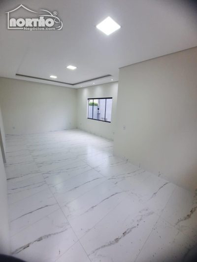 Casa, 3 quartos, 172500 m² - Foto 2