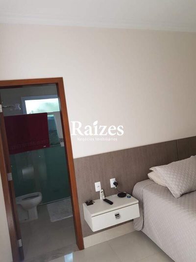 Casa, 3 quartos, 250 m² - Foto 4