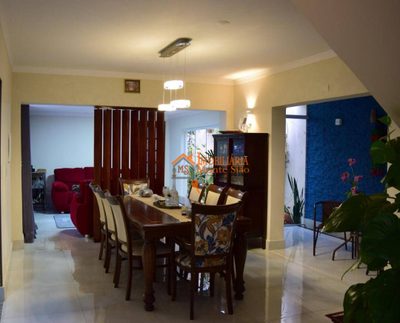 Casa, 4 quartos, 315 m² - Foto 2