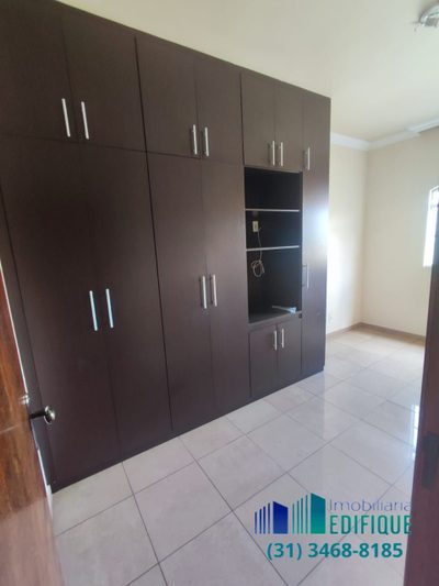 Casa, 3 quartos, 335 m² - Foto 4