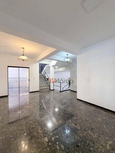Sobrado, 6 quartos, 580 m² - Foto 3