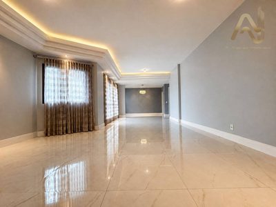 Apartamento, 3 quartos, 165 m² - Foto 2