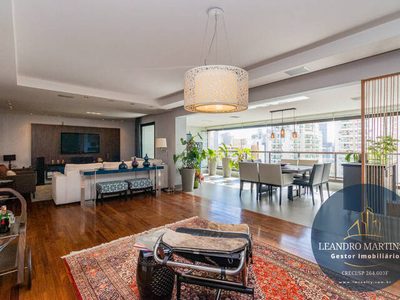 Apartamento, 3 quartos, 209 m² - Foto 1
