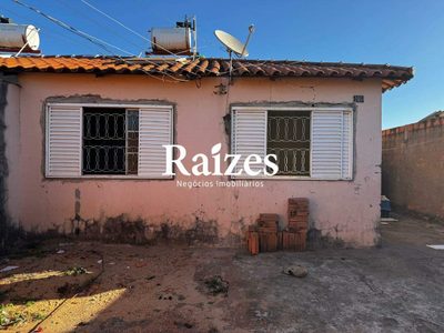 Casa, 4 quartos, 72 m² - Foto 1