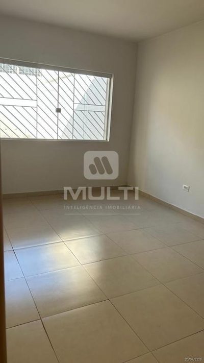 Casa, 4 quartos, 189 m² - Foto 2