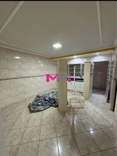 Sobrado, 5 quartos, 210 m² - Foto 3