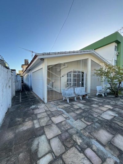 Casa, 3 quartos, 200 m² - Foto 2