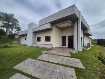 Casa, 4 quartos, 198 m² - Foto 2