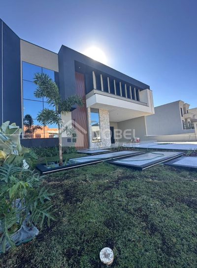 Casa, 3 quartos, 300 m² - Foto 1