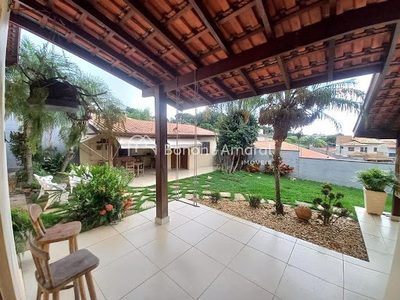 Casa, 3 quartos, 202 m² - Foto 2
