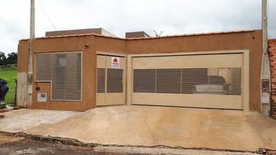 Casa, 3 quartos, 185 m² - Foto 1