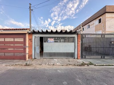 Casa, 3 quartos, 240 m² - Foto 1