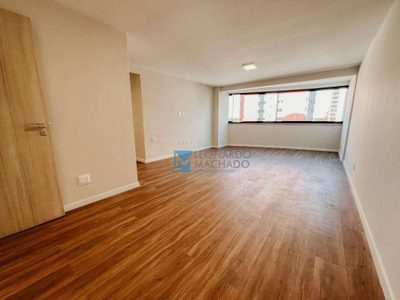Apartamento, 3 quartos, 107 m² - Foto 2