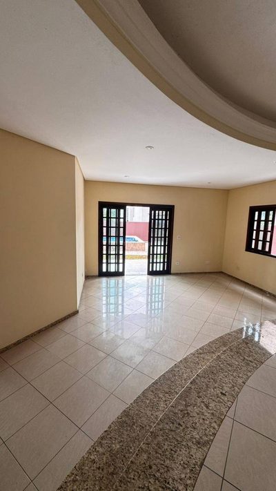 Casa, 3 quartos, 350 m² - Foto 2