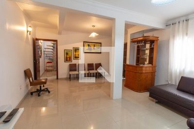 Casa, 3 quartos, 225 m² - Foto 4