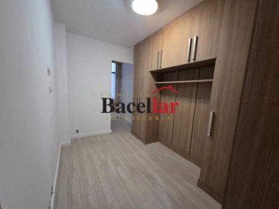 Apartamento, 2 quartos, 75 m² - Foto 4