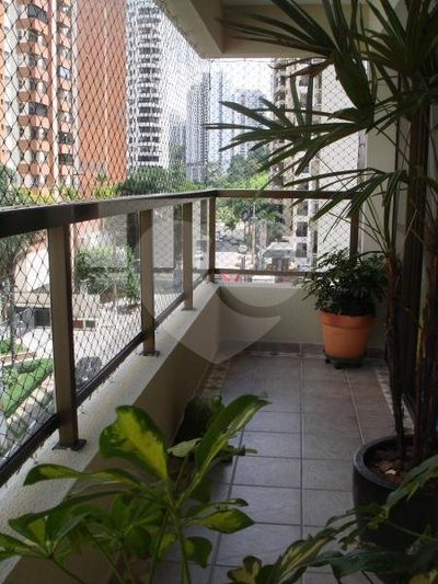 Apartamento, 3 quartos, 131 m² - Foto 1