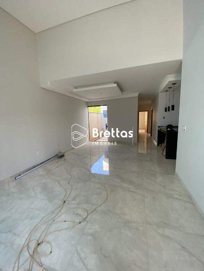 Casa, 3 quartos, 184 m² - Foto 2