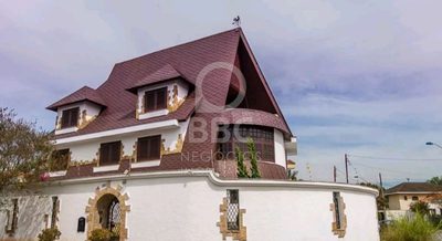 Sobrado, 3 quartos, 359 m² - Foto 1