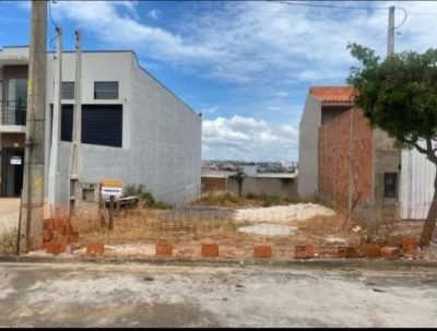 Terreno, 243 m² - Foto 1