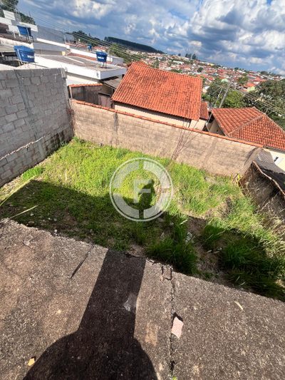 Terreno, 180 m² - Foto 1