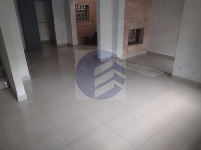 Casa, 3 quartos, 220 m² - Foto 2