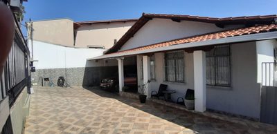 Casa, 3 quartos, 360 m² - Foto 1
