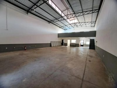 Loja-Salão, 250 m² - Foto 1