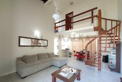 Casa, 3 quartos, 174 m² - Foto 1