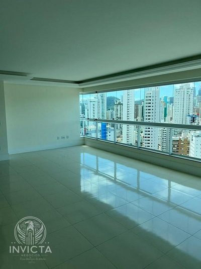 Apartamento, 3 quartos, 130 m² - Foto 2