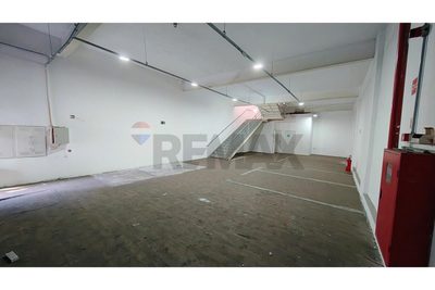 Loja-Salão, 350 m² - Foto 1